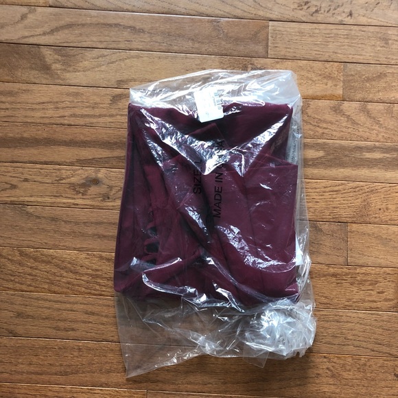 Cupcakes and Cashmere Beet Red Zody Dress - Picture 4 of 4